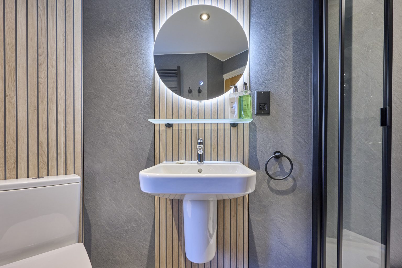 Apt3_Riverside_Feb2026_47