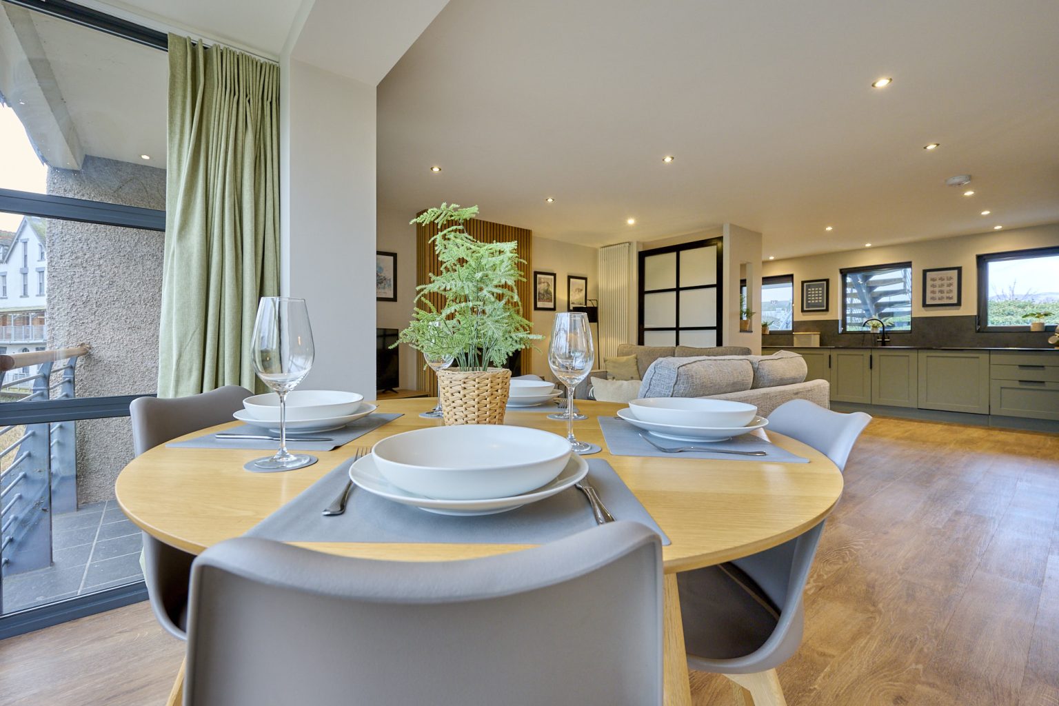 Apt3_Riverside_Feb2026_77